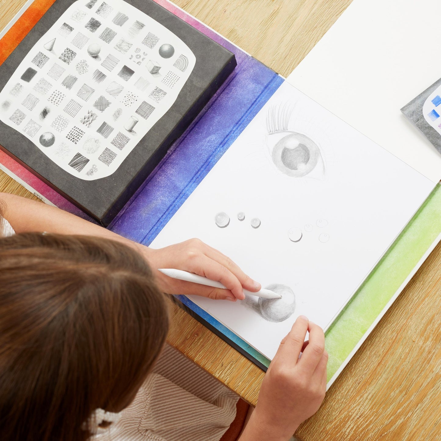 Amazing Artist Kit - Spotty Dot Toys