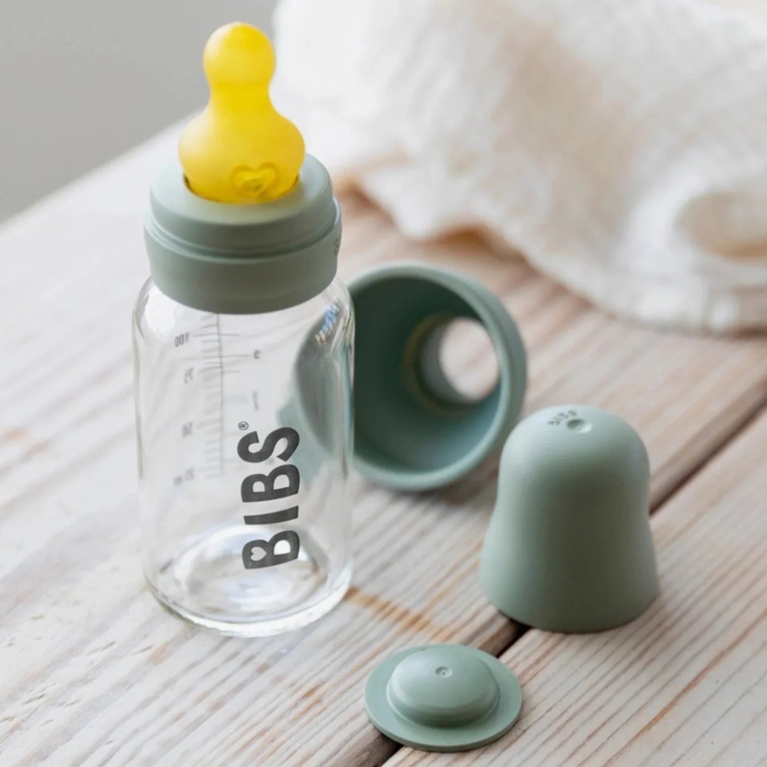 BIBS Glass Baby Bottle 110ml Sage Spotty Dot