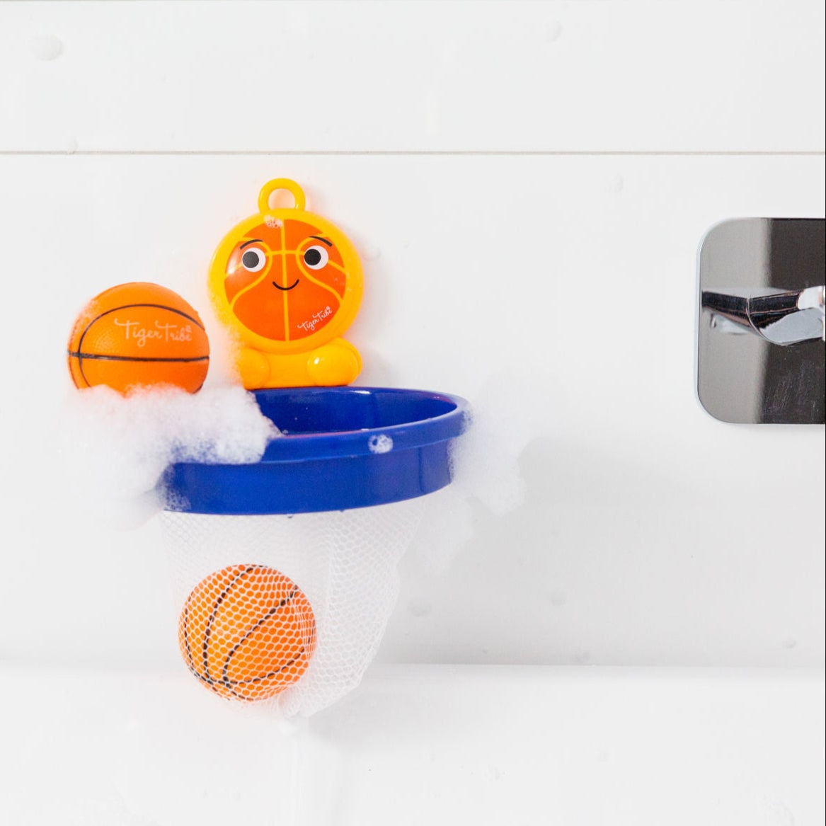 Bath Ball Dunk Time Spotty Dot Toys