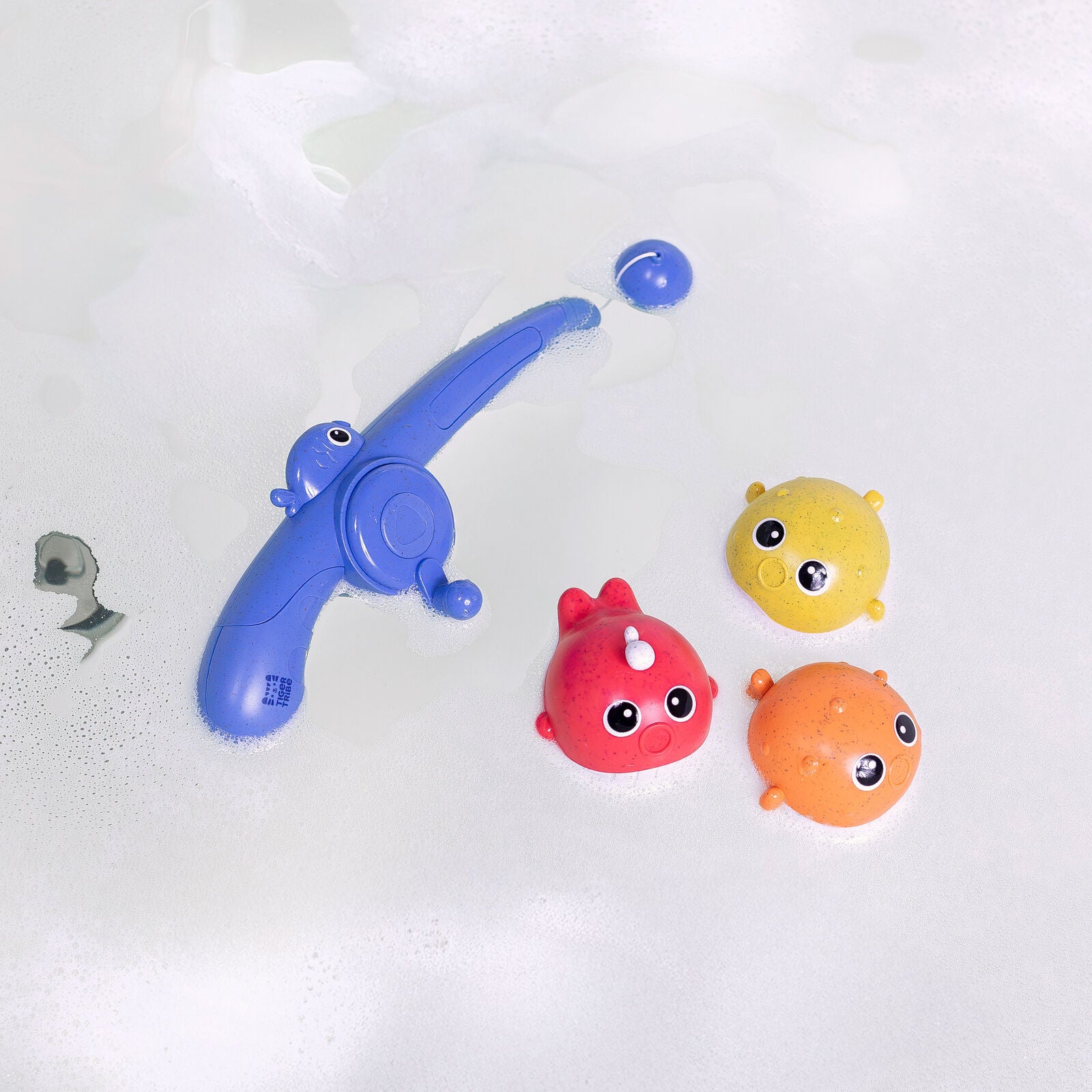 Catch & Splash Bath Fishing Game Spotty Dot Toys