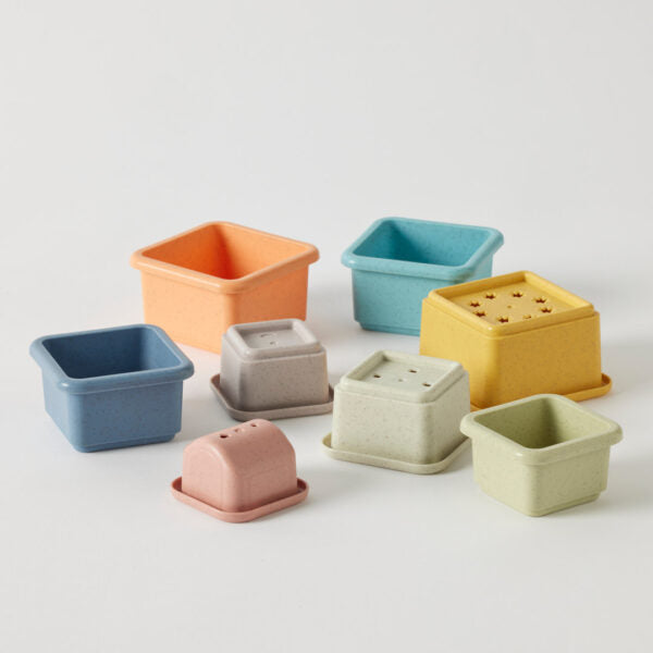 Eco Water Play Cups Spotty Dot Toys