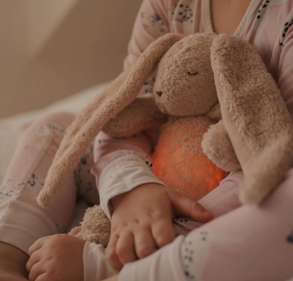 Moonie Organic Humming Bunny Sand Spotty Dot Baby