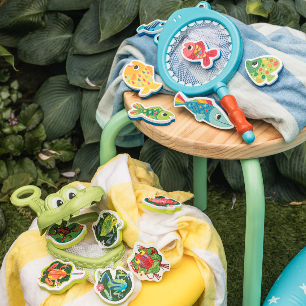 Shark Chasey & Catch a Frog Bath Toys Water Play Spotty Dot Toys