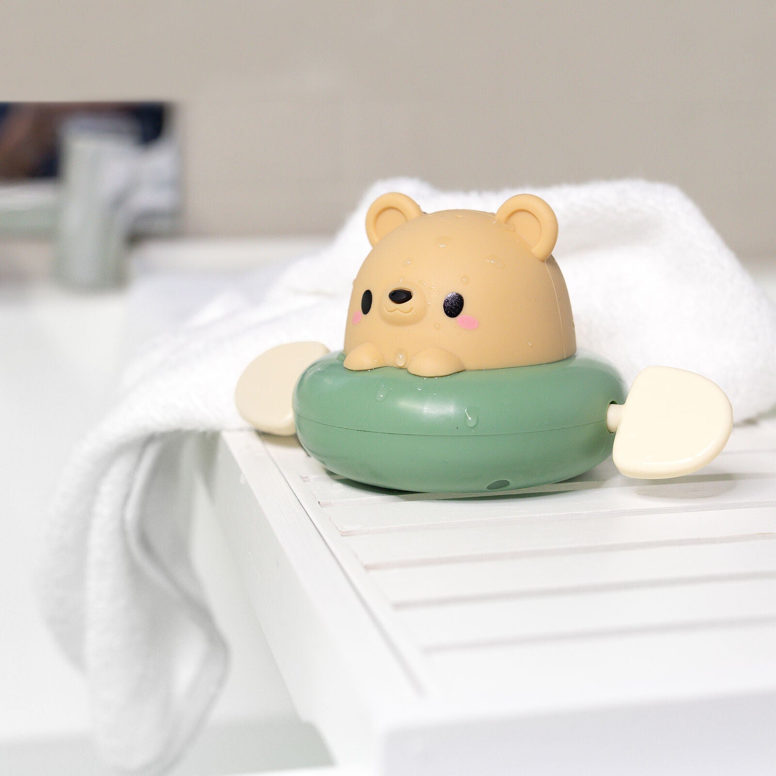 Bath Bear Paddle Boat Spotty Dot Toys