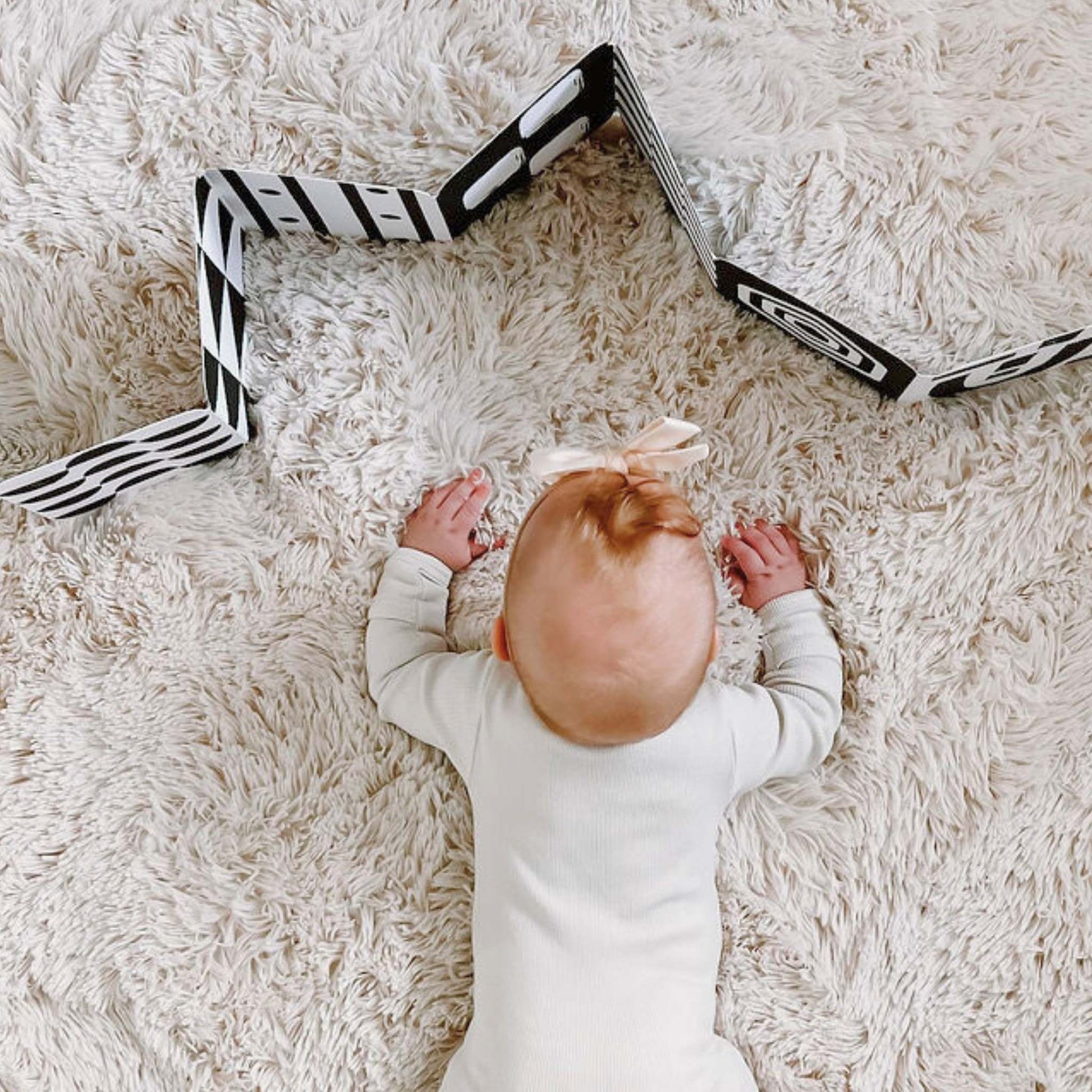 Black & White High Contrast Cards Spotty Dot Toys