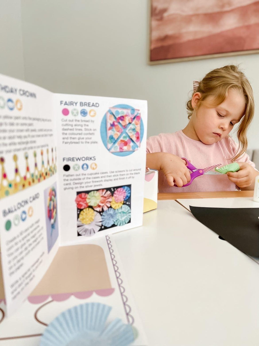 Castle & Kite Craft Box - Spotty Dot Toys