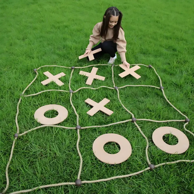 Giant Naughts & Crosses Game Spotty Dot Toys