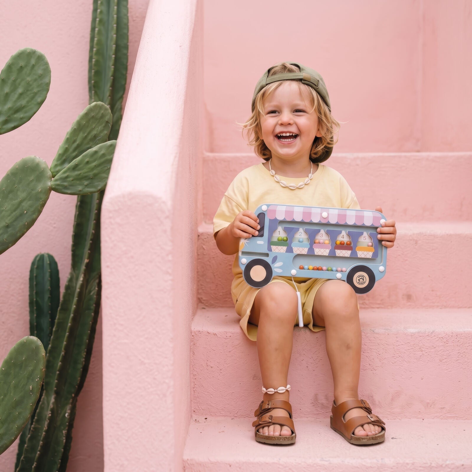 IceCream Magnetic Maze Spotty Dot Toys