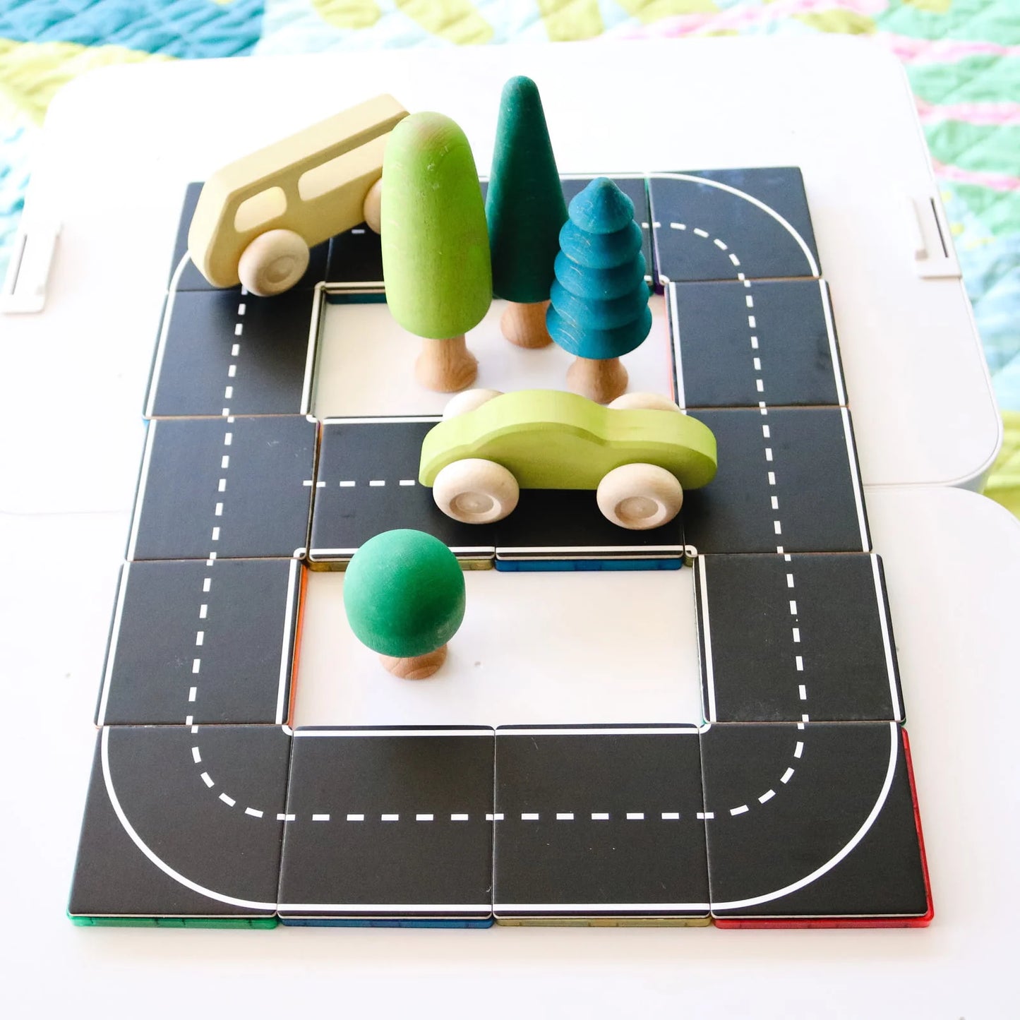 Tile Topper Magnetic Road Pack 40 pieces - Ages 3+