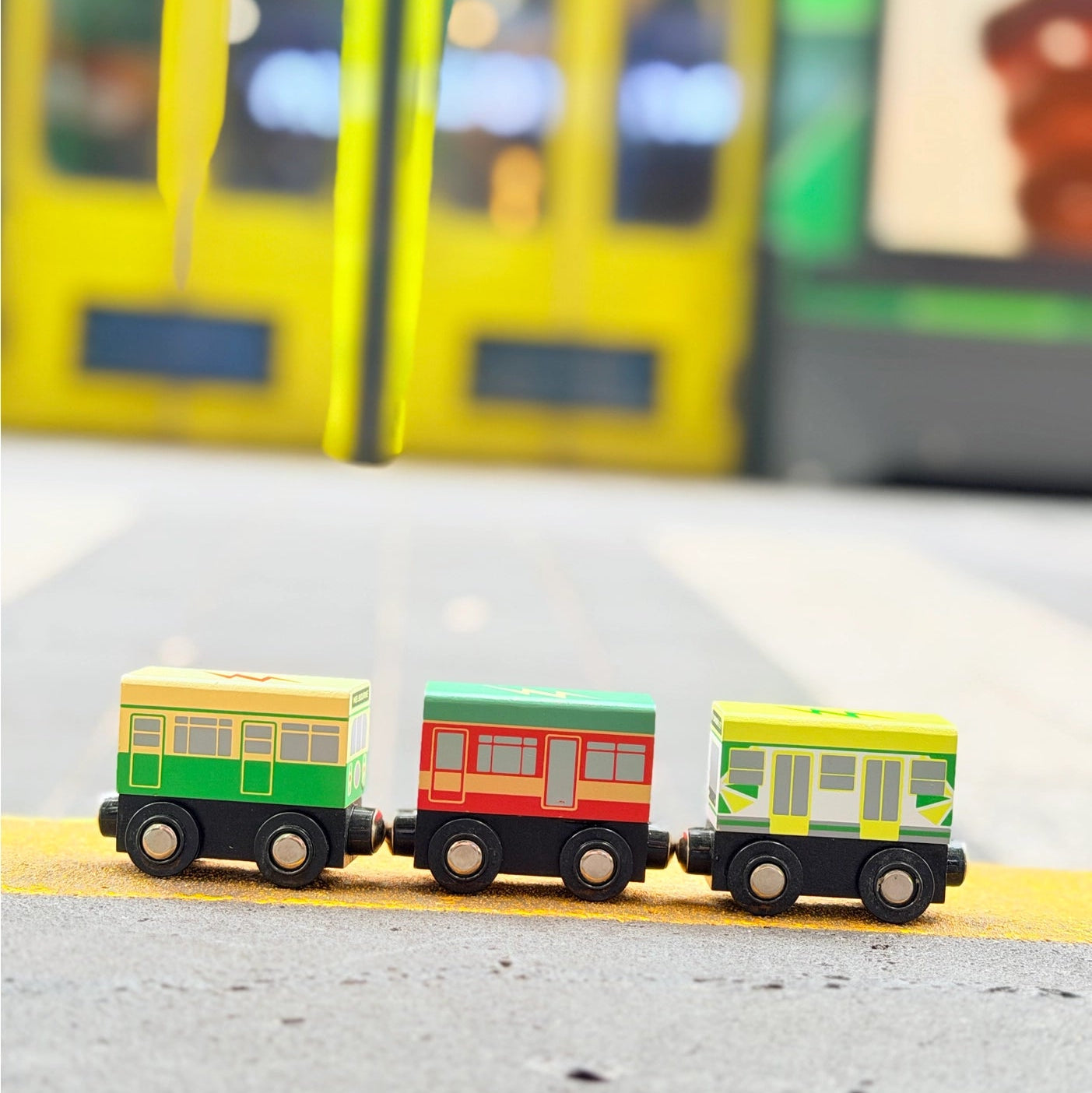 Melbourne Magnetic Trams Spotty Dot Toys