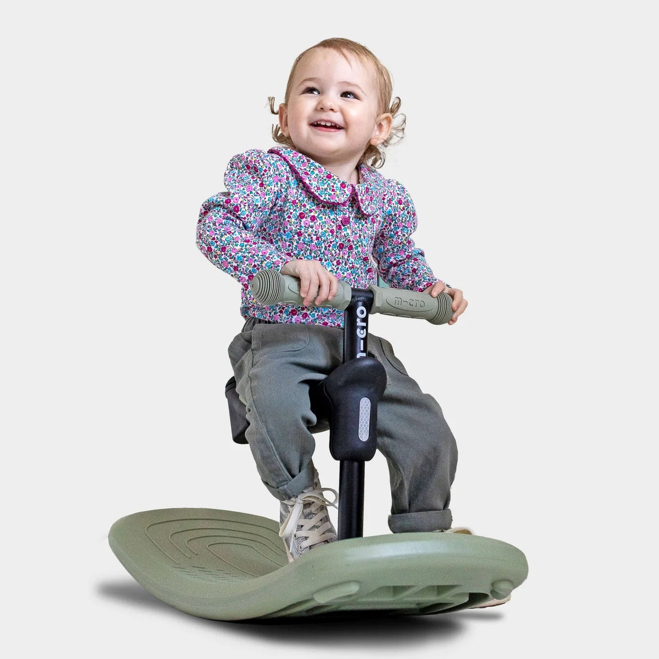 Micro Rock & Go 6-in-1 Mini Deluxe LED 3 Wheel Scooter Olive Sage Spotty Dot Toys