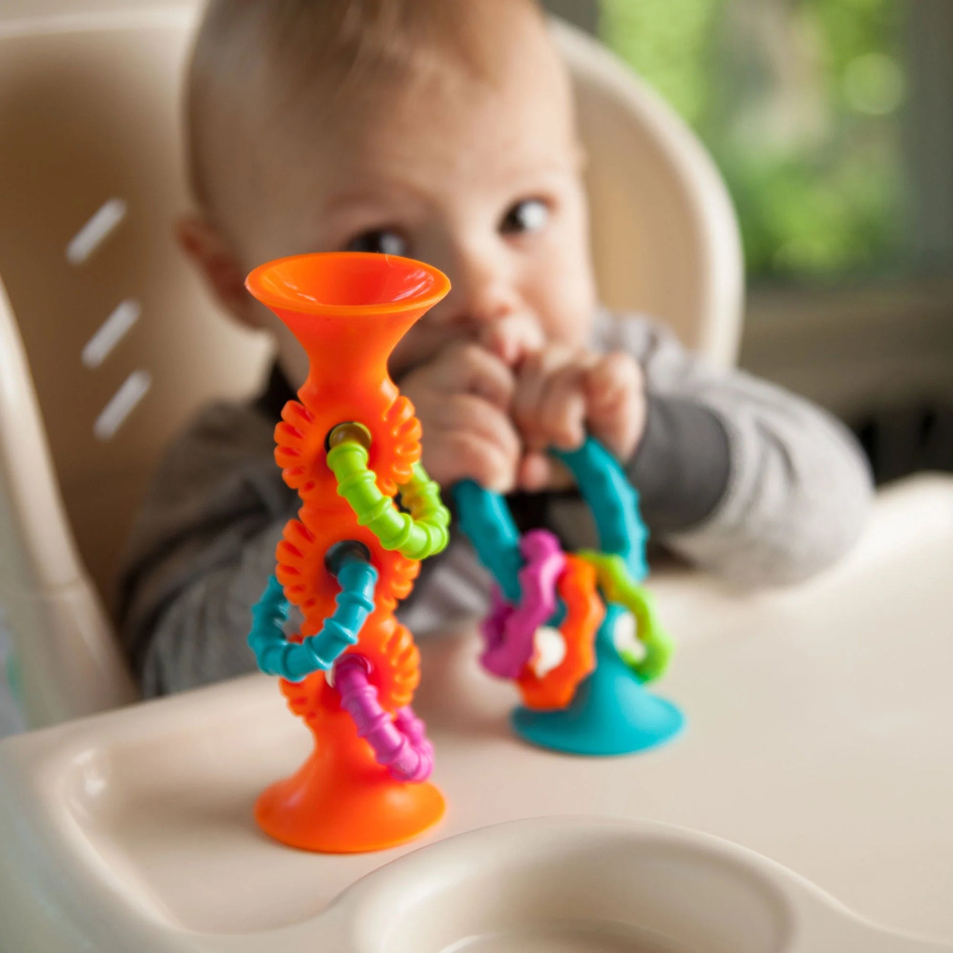 Pip Squigz Loops Orange Spotty Dot Toys