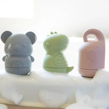 Load image into Gallery viewer, Squeezy Animals Silicone Bath Toys Spotty Dot
