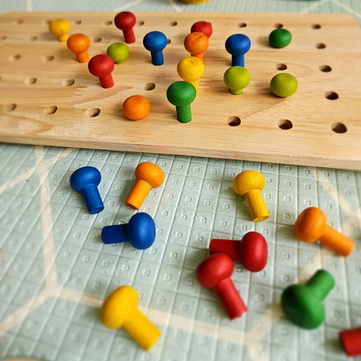 Wooden Peg Board Spotty Dot Toys