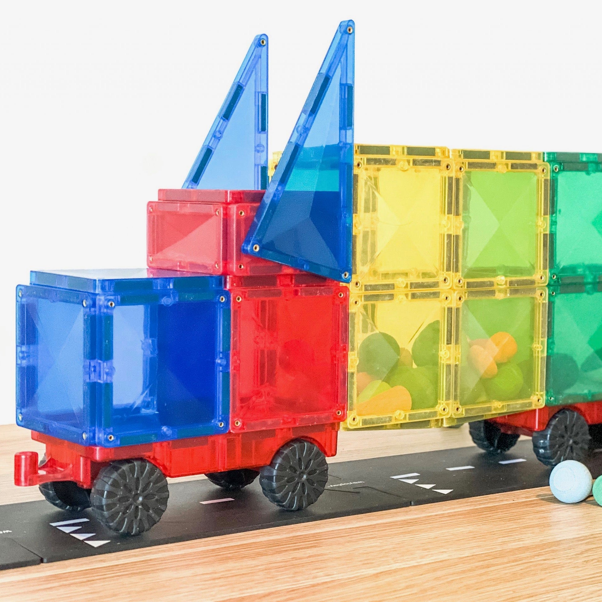 Connetix - Magnetic Tiles - 24 Piece Motion Pack