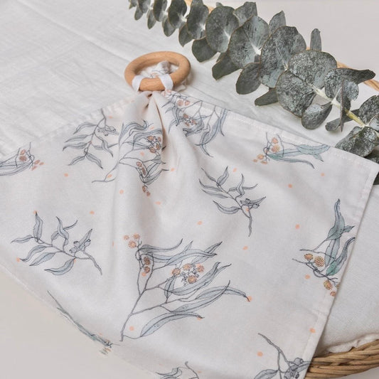 Cuddle Sugar Gum Leaf Comforter - Spotty Dot AU