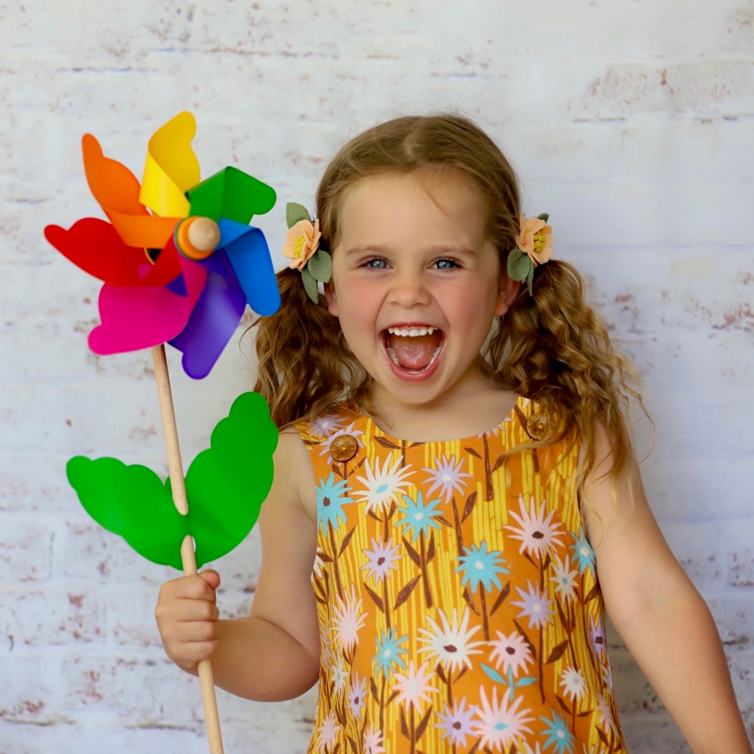 Mezzo Quality Italian WHIRLY Windmill Pinwheel