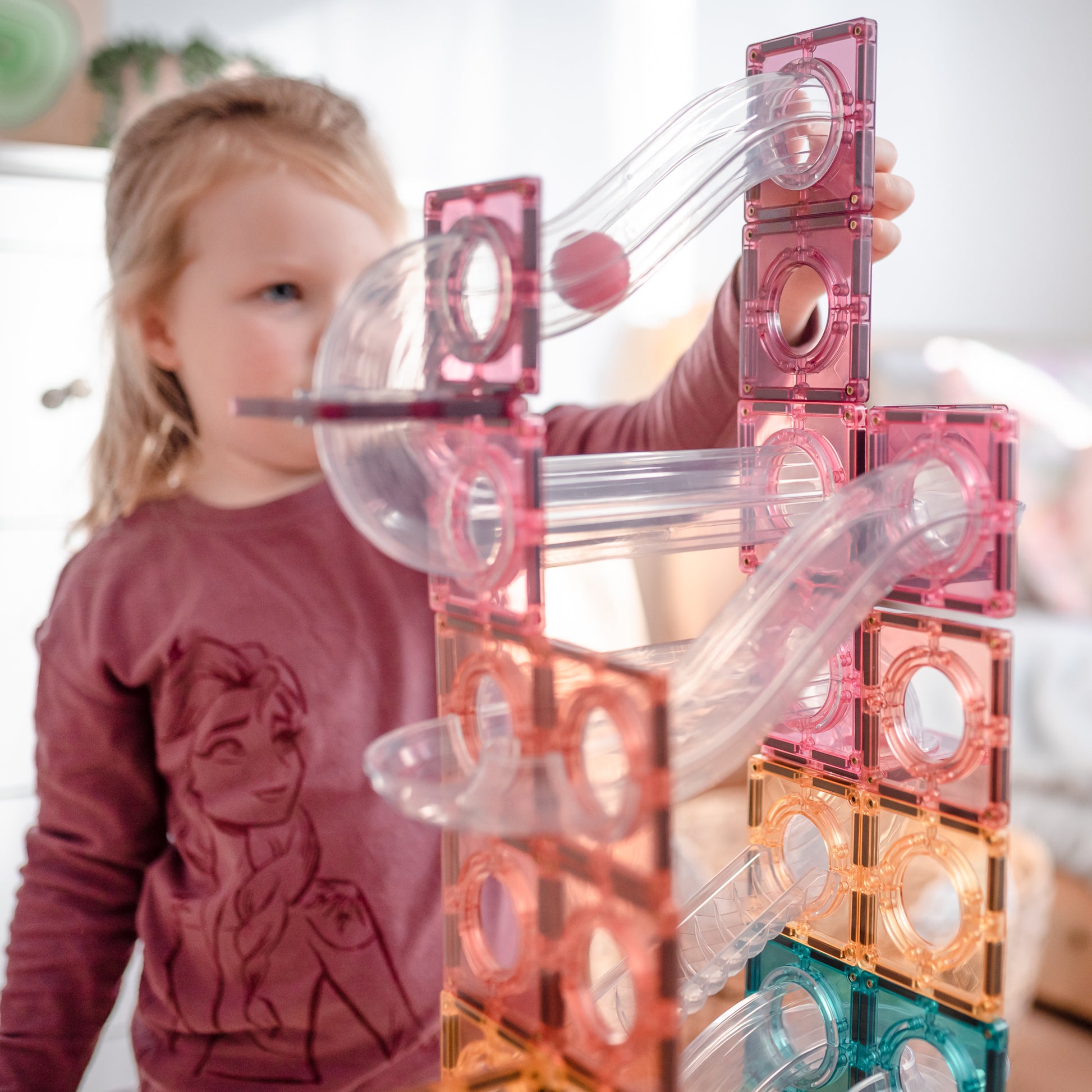 Connetix Magnetic Tiles - 106 piece Pastel Ball Run 