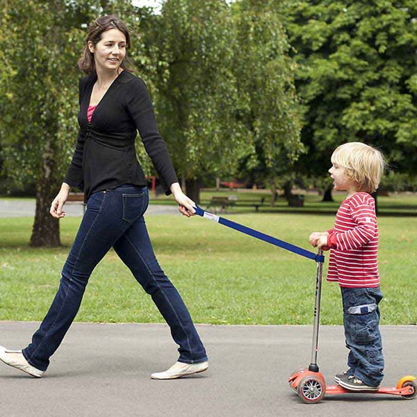 Divers accessoires mobilité Micro Mobility Lanière pour trottinette Micro Scoot ‘N Pull Rose Divers accessoires mobilité Micro Mobility Lanière pour trottinette Micro Scoot ‘N Pull Rose